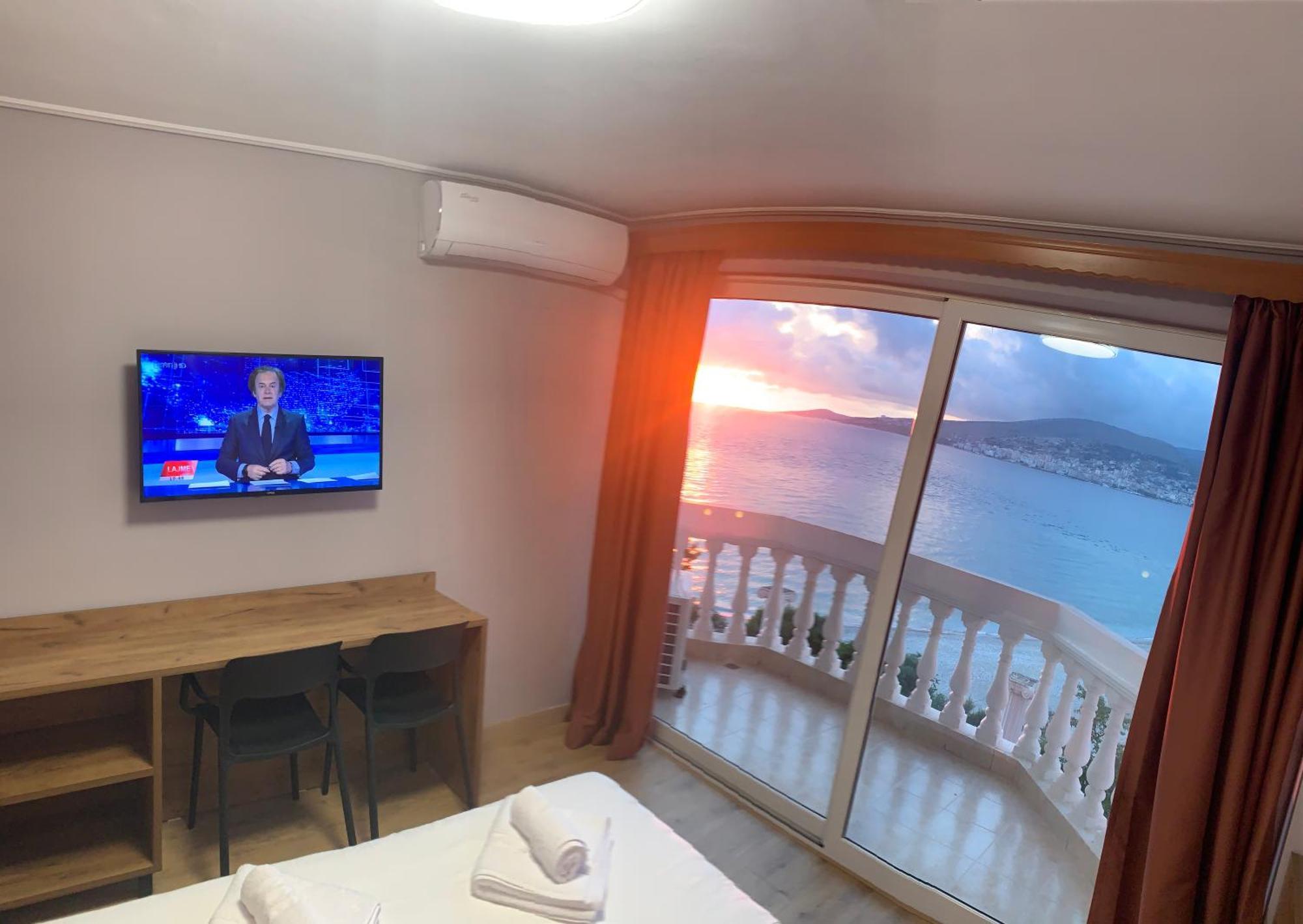 Hotel Dodona Sarandë 외부 사진