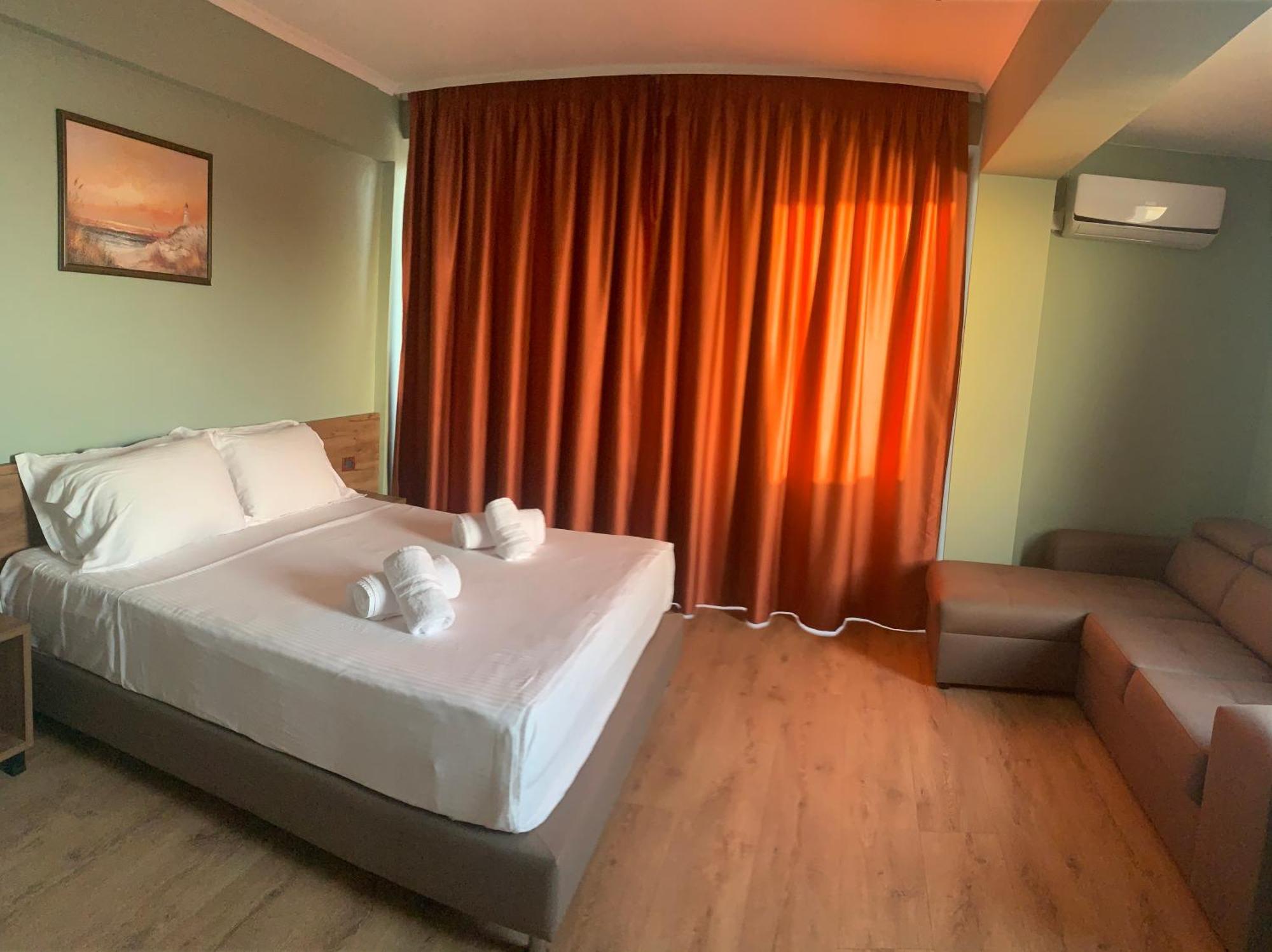Hotel Dodona Sarandë 외부 사진