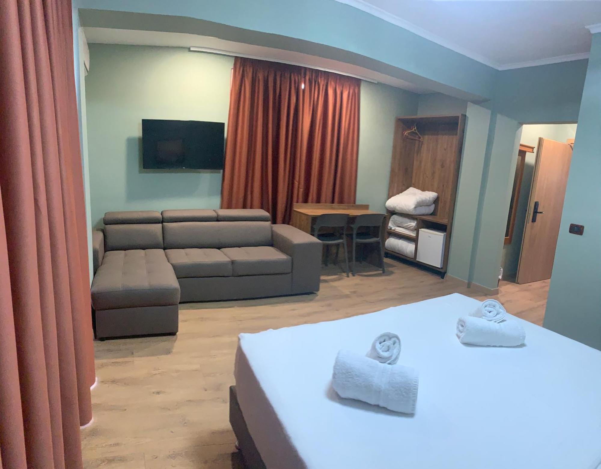 Hotel Dodona Sarandë 외부 사진