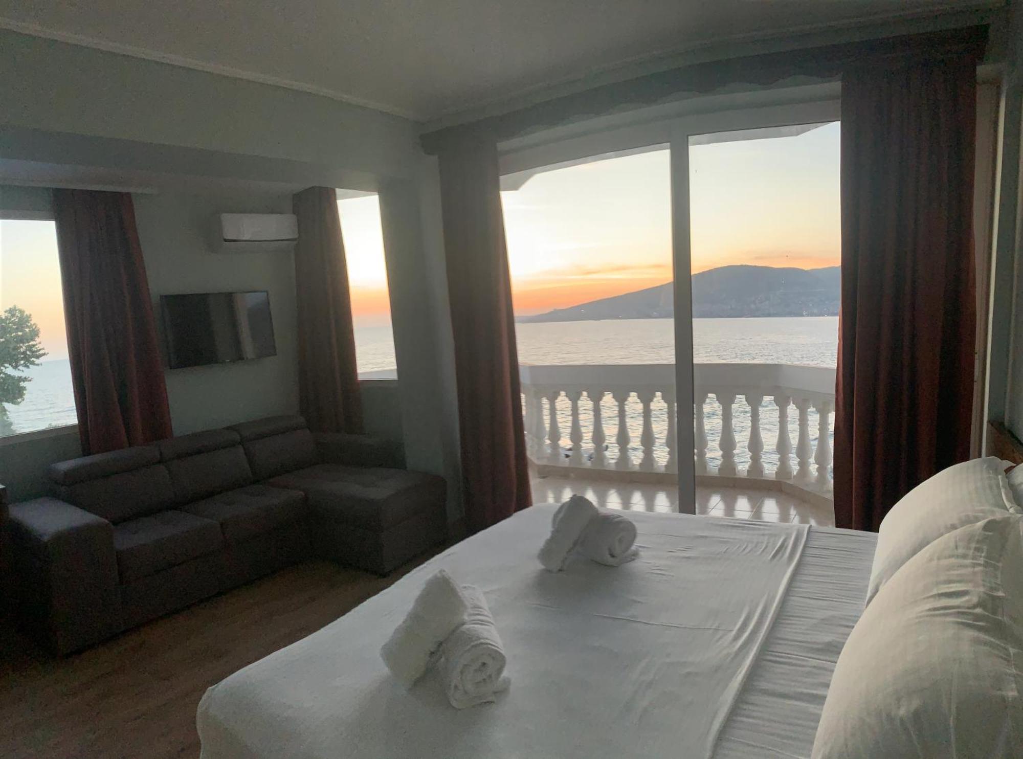 Hotel Dodona Sarandë 외부 사진